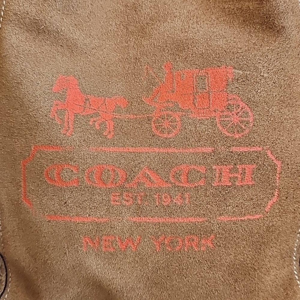 Rare COACH 2011 Poppy Horse & Carriage Nubuck Tote - LTD ED Putty - HTF - Picture 8 of 15